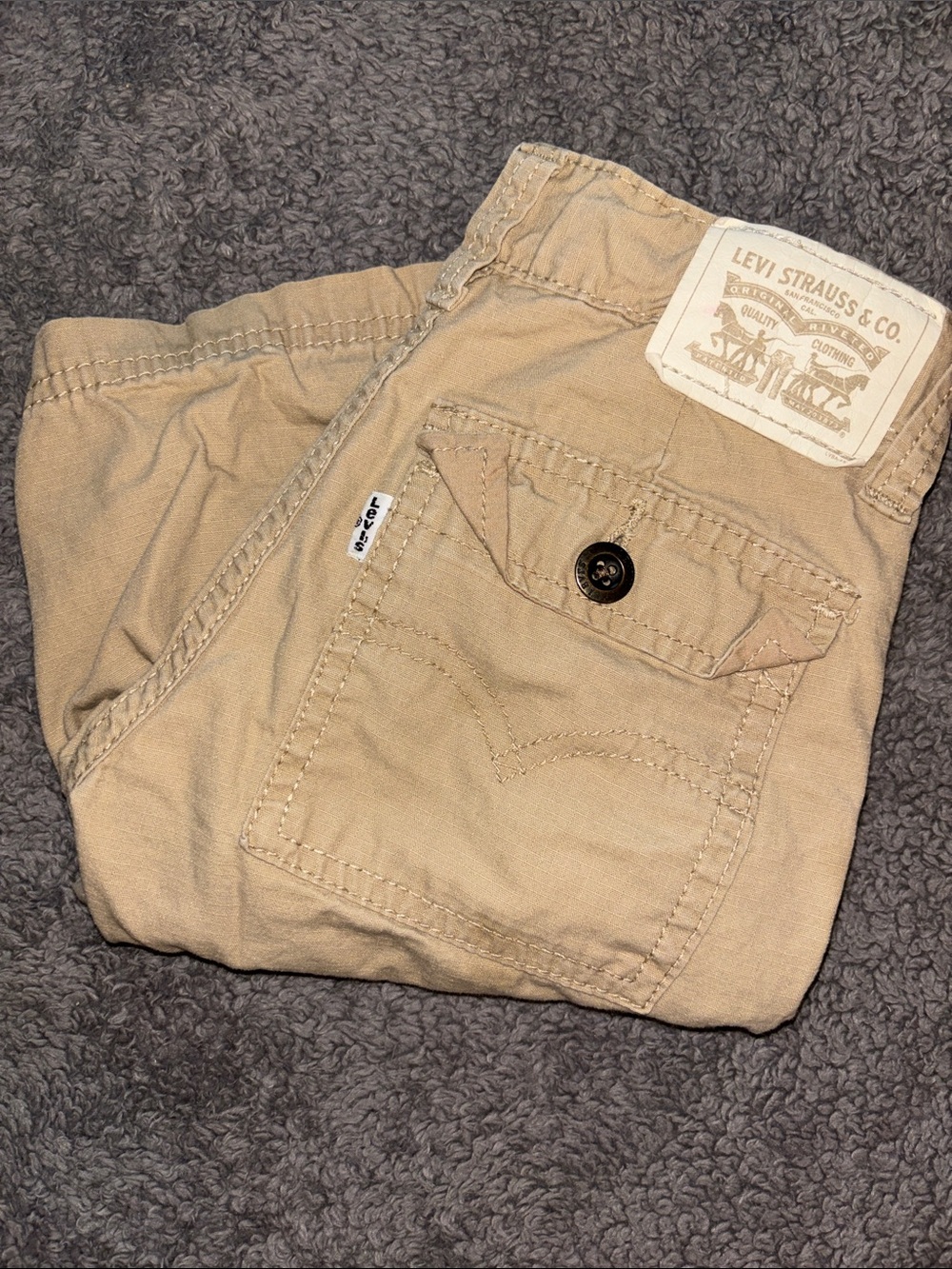 Levi's Boys Tan Cargo Shorts with Buttoned Pockets